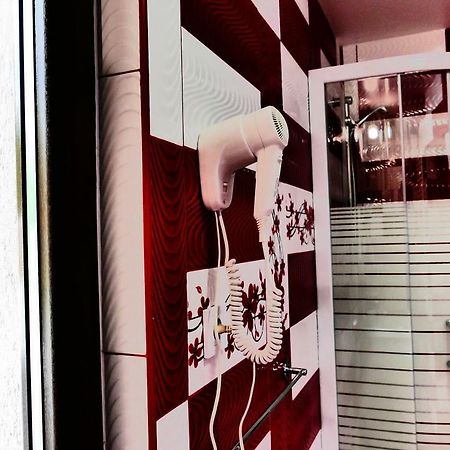 Hotel Pensiunea Roua Florilor Anina Esterno foto